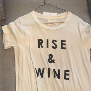 Rise and wine graphic t shirt